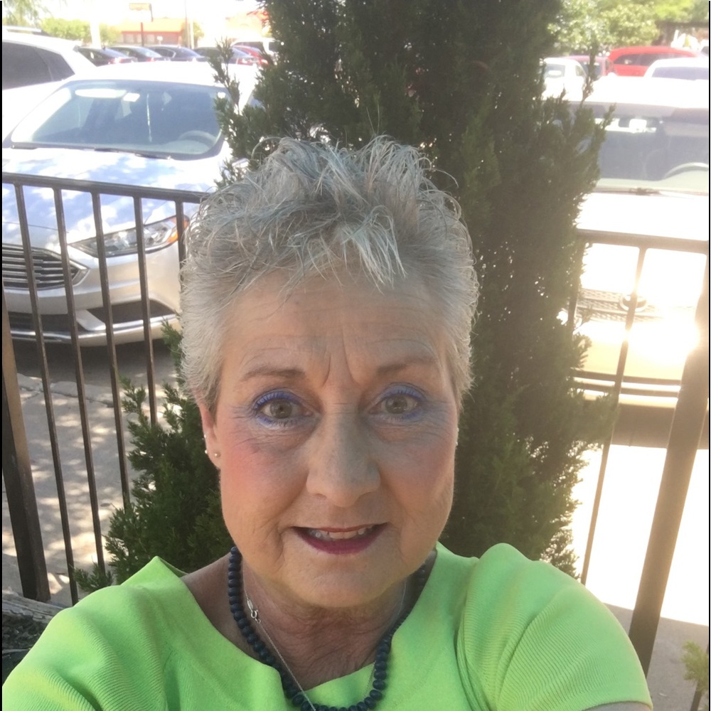 Meet your Posher, Sharon